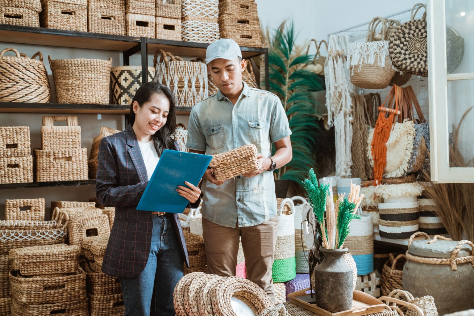 UMKM menggunakan jasa konsultan bisnis di era digital